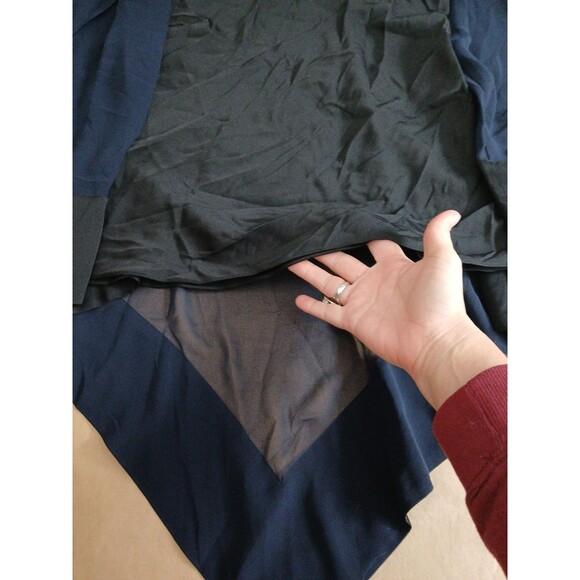 Donna Karan New York Silk Blouse Medium Asymetrical Tunic Top Modern Luxe - Picture 8 of 8